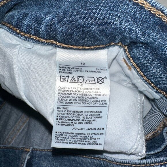 Old Navy Women’s Size 10 Mid Rise Boyfriend Denim Shorts Distressed Cuffed-A145 - Picture 6 of 6